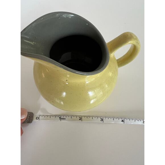 Vintage Mid-century Harkerware Creamer Pot USA Golden Dawn Yellow and Blue JL - Picture 8 of 9